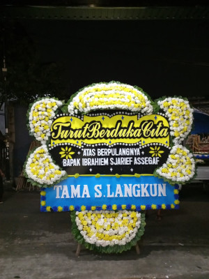 Papan Bunga Duka di Halongonan